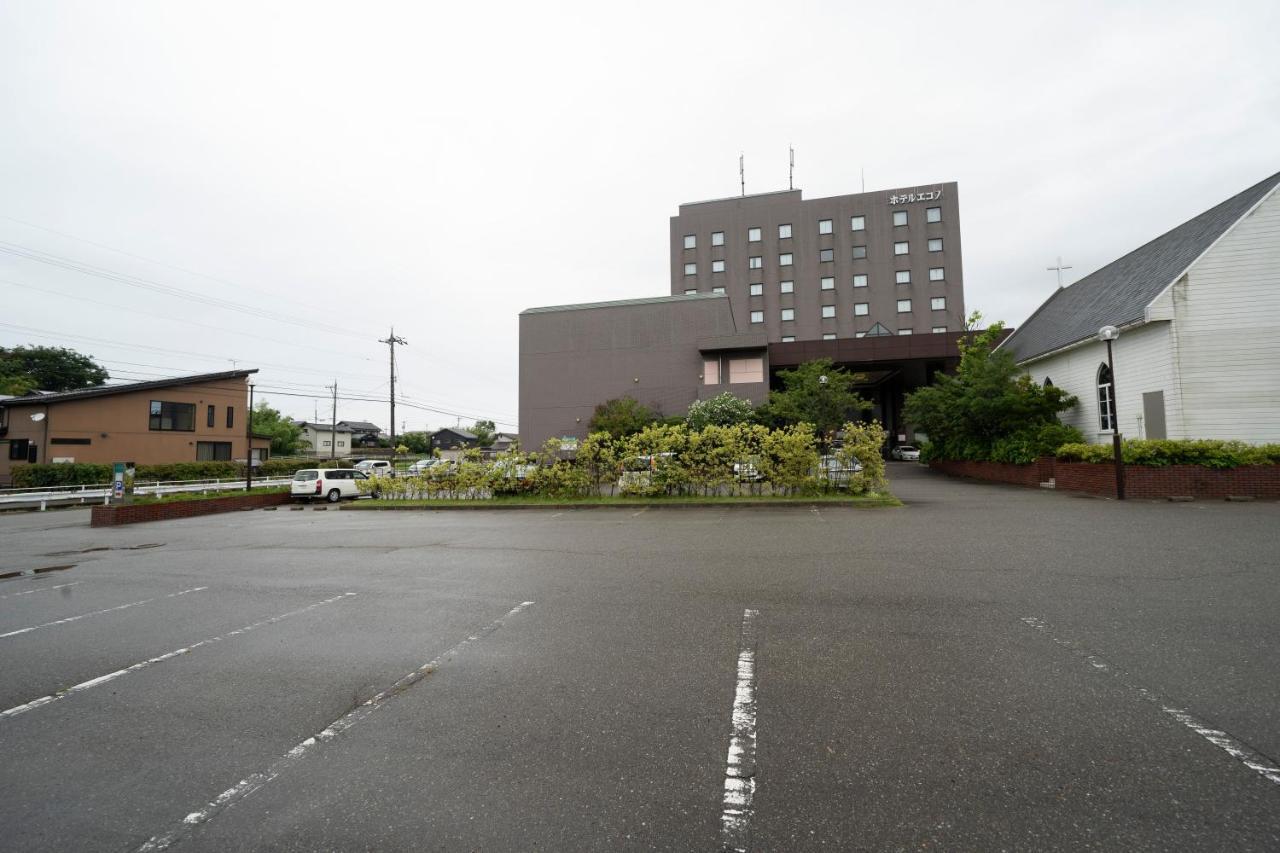 Hotel Econo Komatsu Комацу Екстер'єр фото