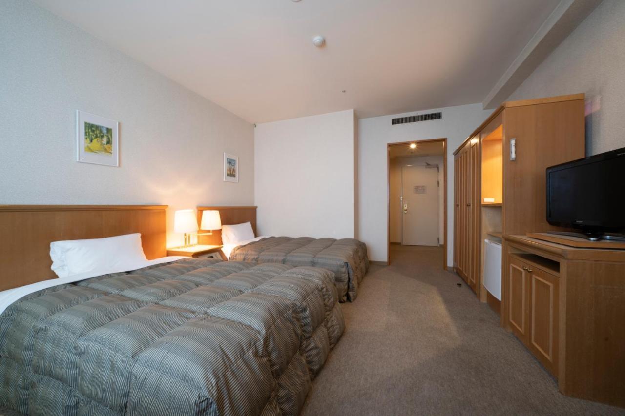 Hotel Econo Komatsu Комацу Екстер'єр фото